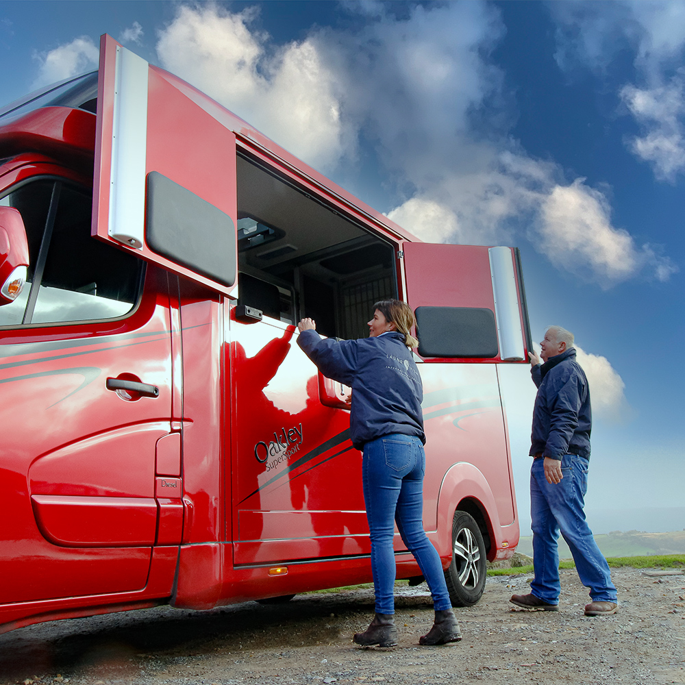Experienced horse transport professionals